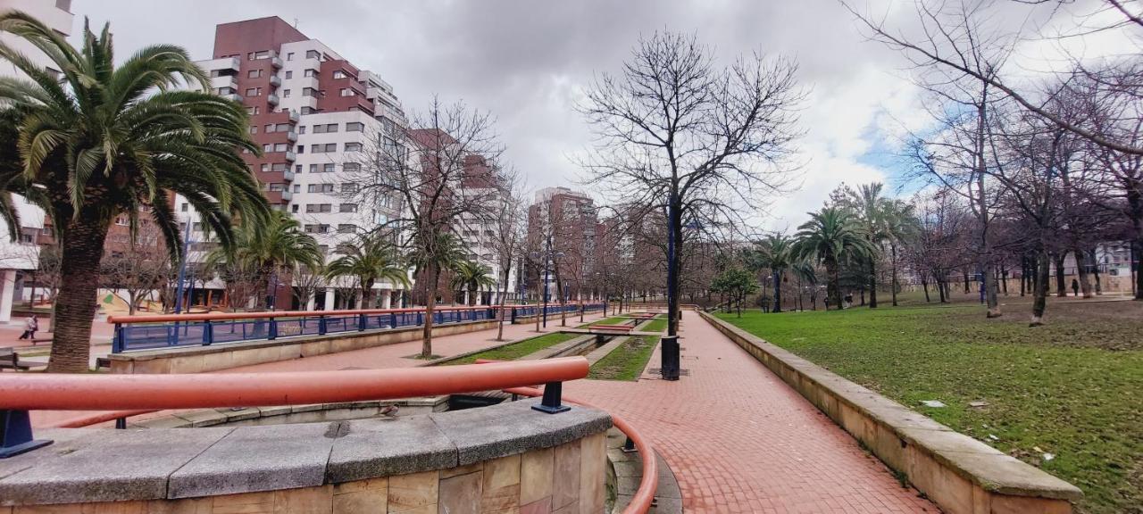Bilbao Apartment Lasai Con Parking Directo Exterior photo