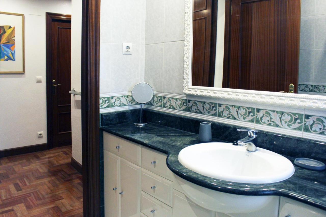 Bilbao Apartment Lasai Con Parking Directo Exterior photo